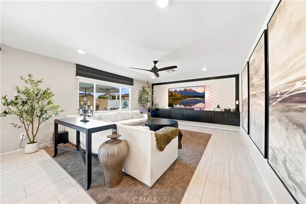 29281 Glass Mountain Court Winchester, CA 92596