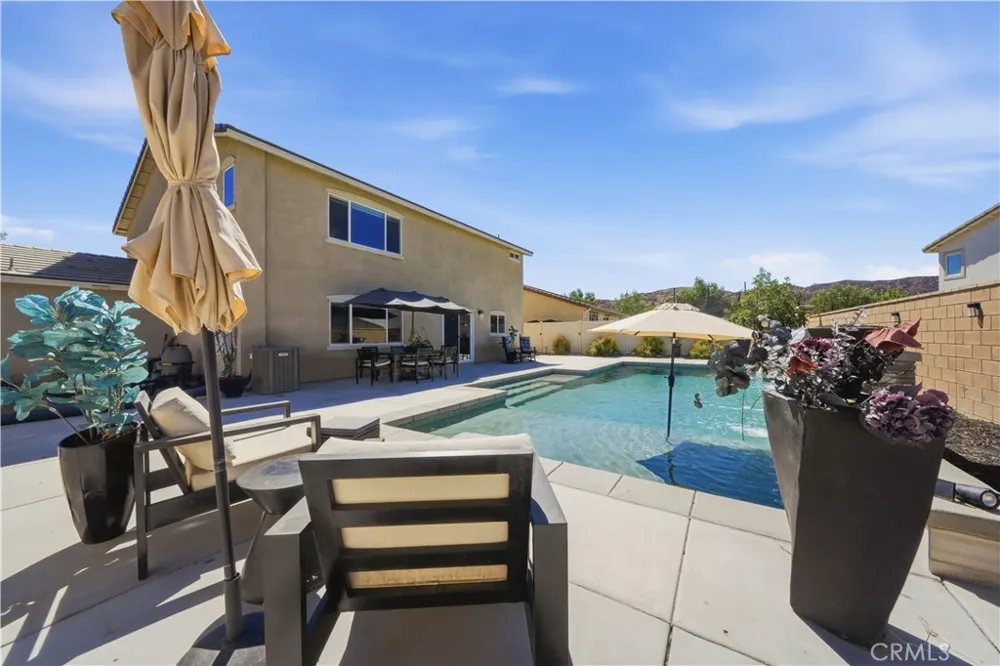 29281 Glass Mountain Court Winchester, CA 92596