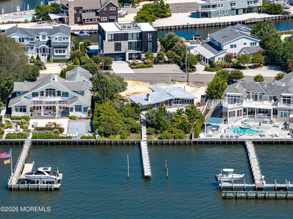 78 Bayview Long Beach, NJ 08008