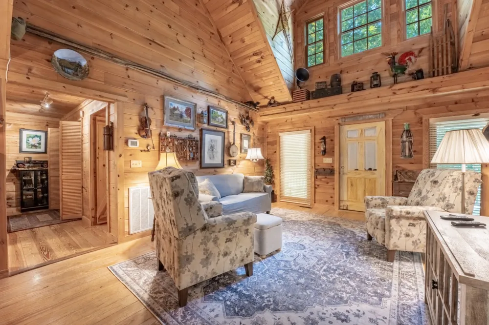 3803 Westwood Dr Sevierville, TN 37862
