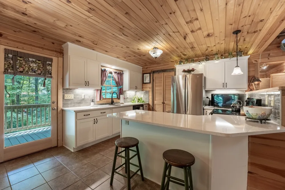 3803 Westwood Dr Sevierville, TN 37862