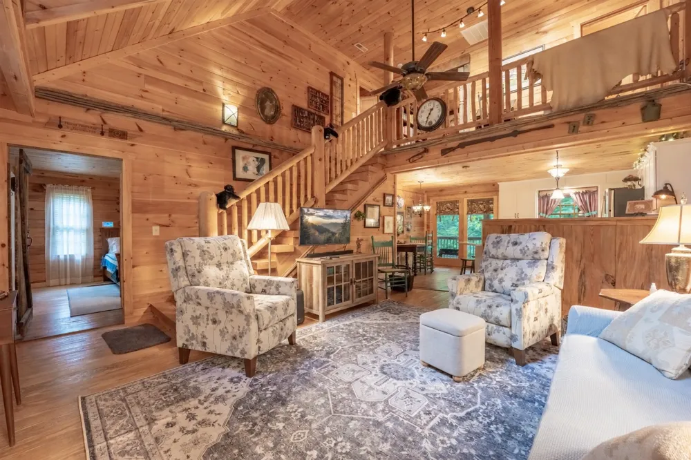 3803 Westwood Dr Sevierville, TN 37862