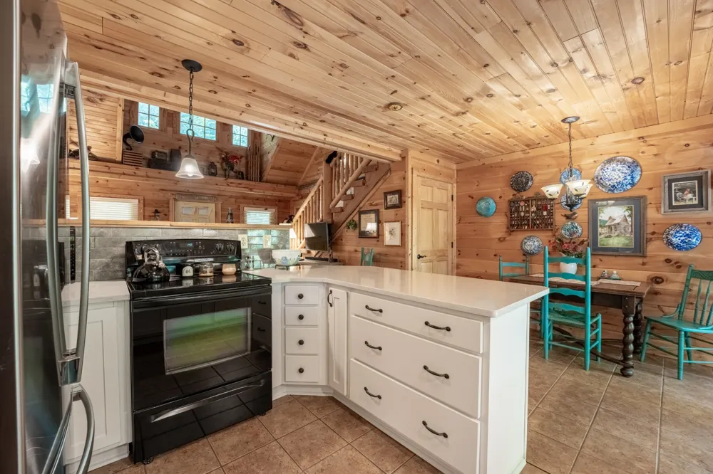 3803 Westwood Dr Sevierville, TN 37862