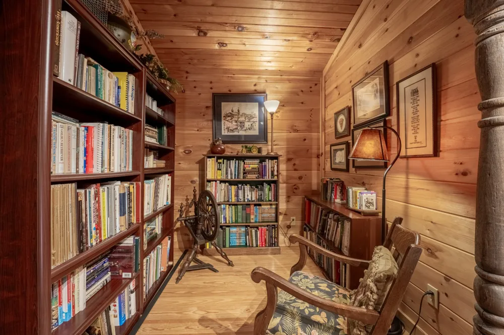 3803 Westwood Dr Sevierville, TN 37862