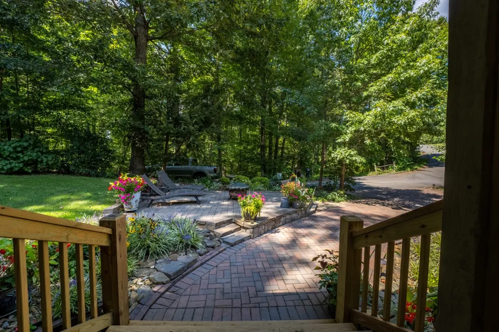 3803 Westwood Dr Sevierville, TN 37862