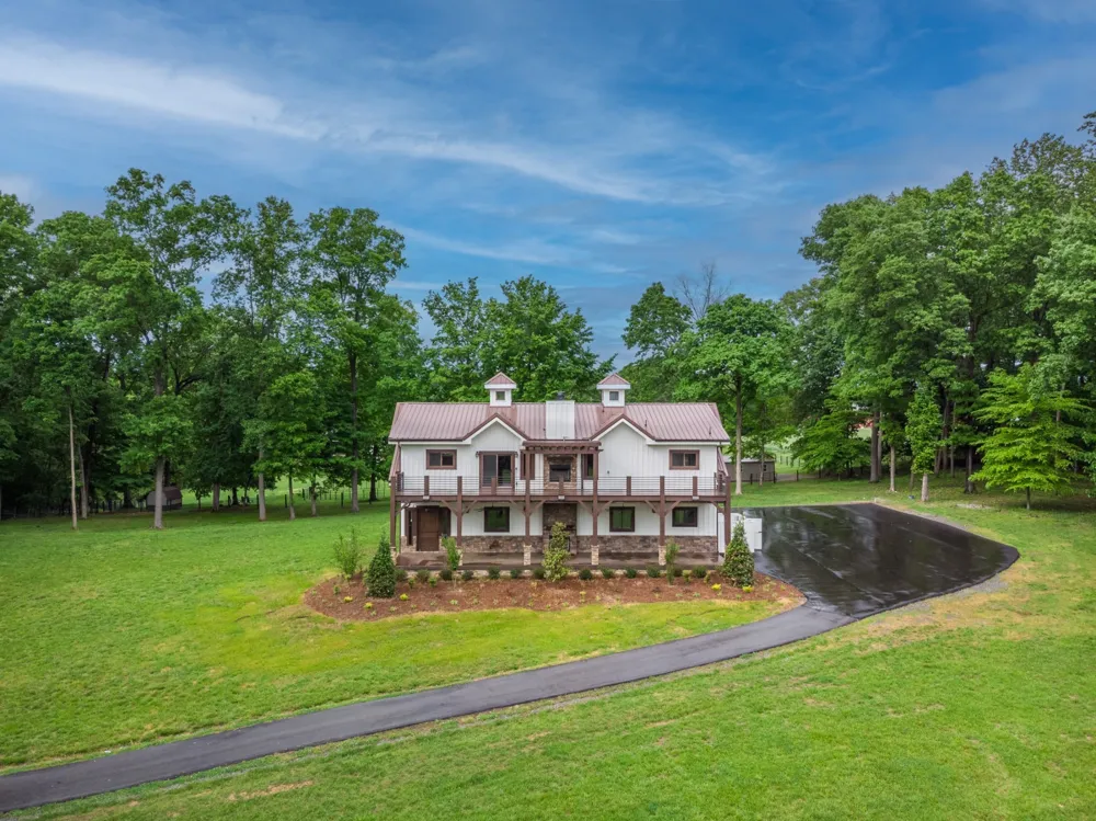 1224 Hangar Rd Springfield, TN 37172