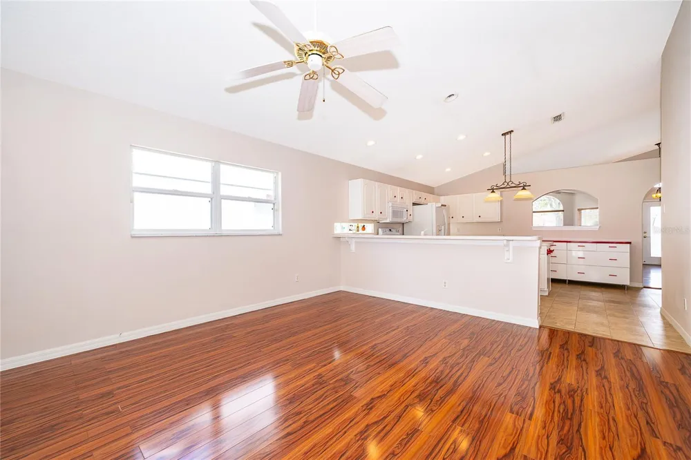 346 FIELDSTREAM NORTH BOULEVARD Orlando, FL 32825