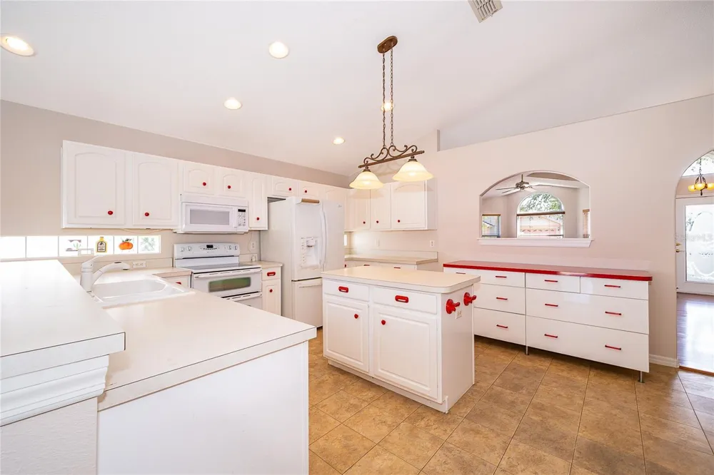 346 FIELDSTREAM NORTH BOULEVARD Orlando, FL 32825