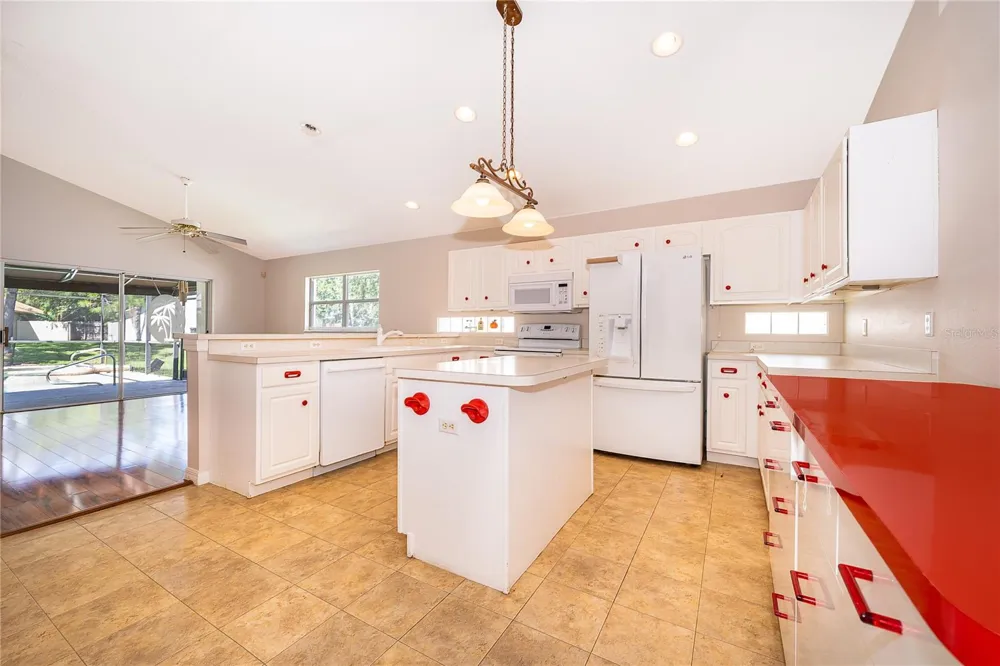 346 FIELDSTREAM NORTH BOULEVARD Orlando, FL 32825