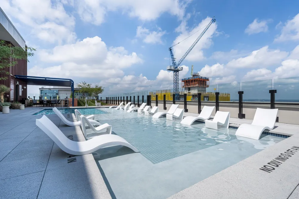 84 East Avenue #3206 Austin, TX 78701