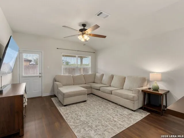 808 Red River Cibolo, TX 78108