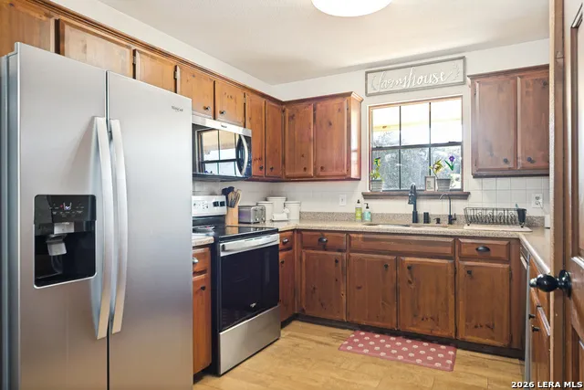 186 SEVEN SISTERS DR Boerne, TX 78006