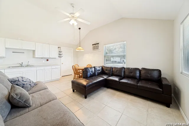 186 SEVEN SISTERS DR Boerne, TX 78006