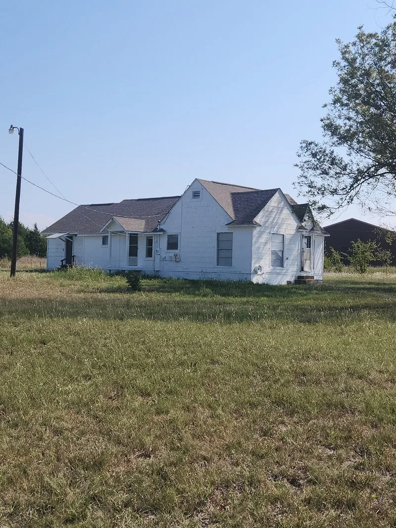 4494 US Highway 69 Leonard, TX 75452