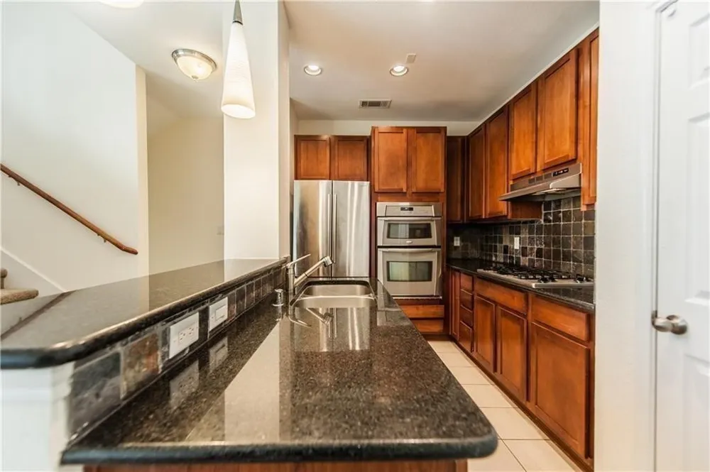 2012 Azure Pointe Richardson, TX 75080