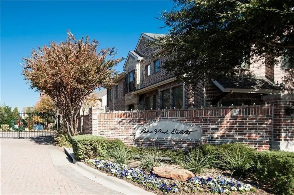 2012 Azure Pointe Richardson, TX 75080