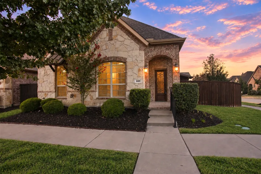 688 Kimblewick Drive Frisco, TX 75036