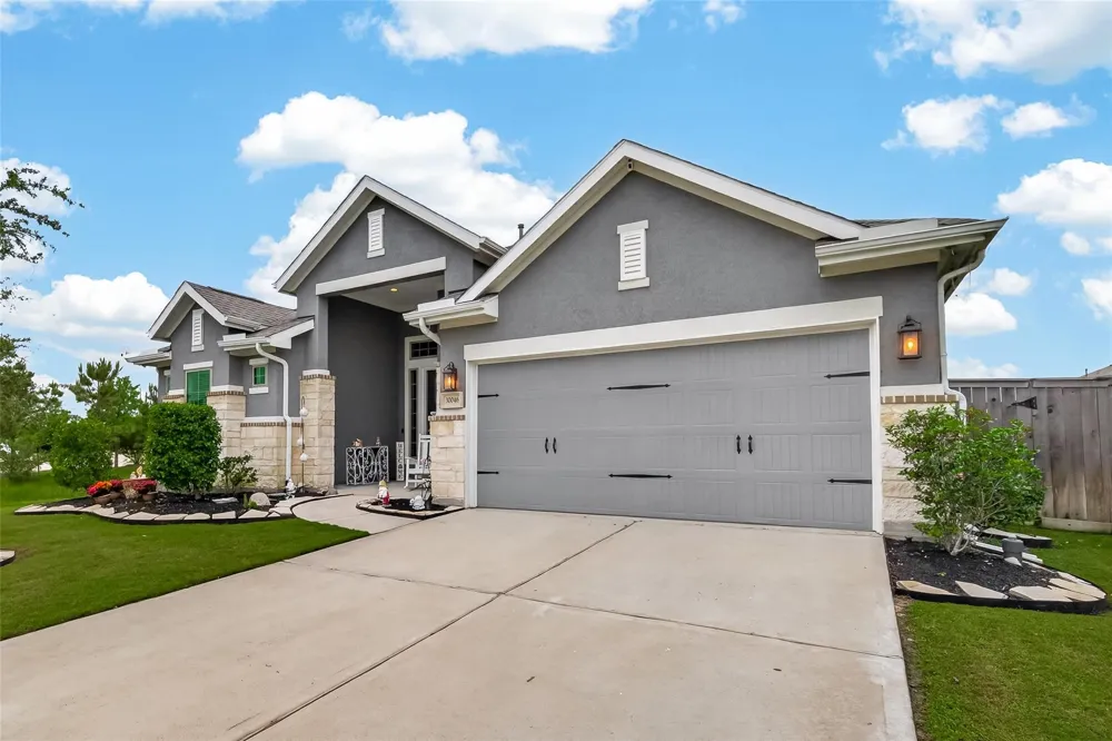 30046 Cherry Sage Lane Fulshear, TX 77423