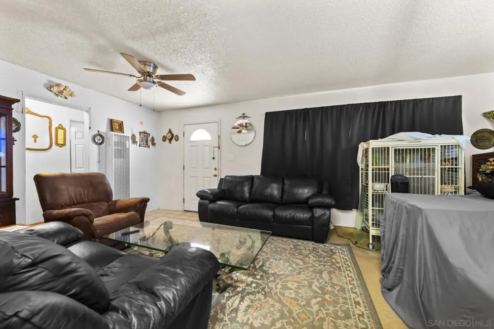 1520 Tarleton St Spring Valley, CA 91977