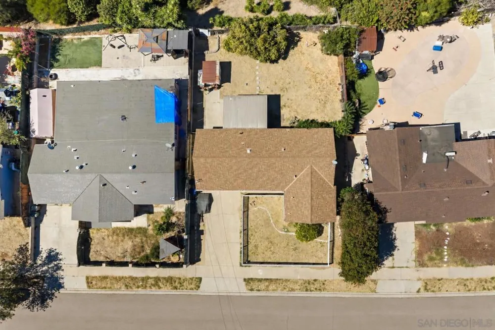 1520 Tarleton St Spring Valley, CA 91977