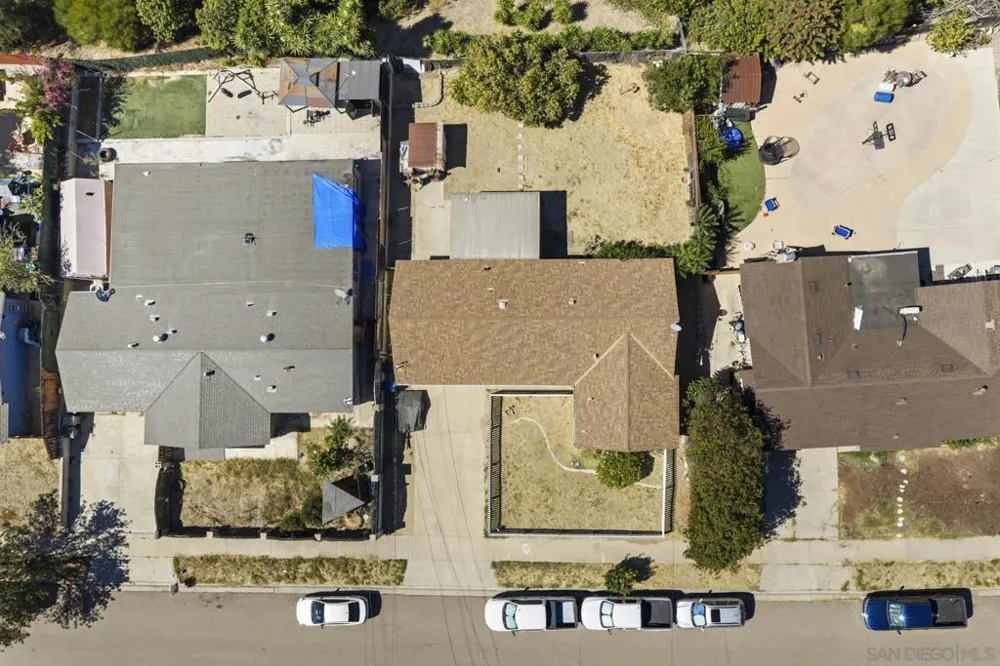 1520 Tarleton St Spring Valley, CA 91977