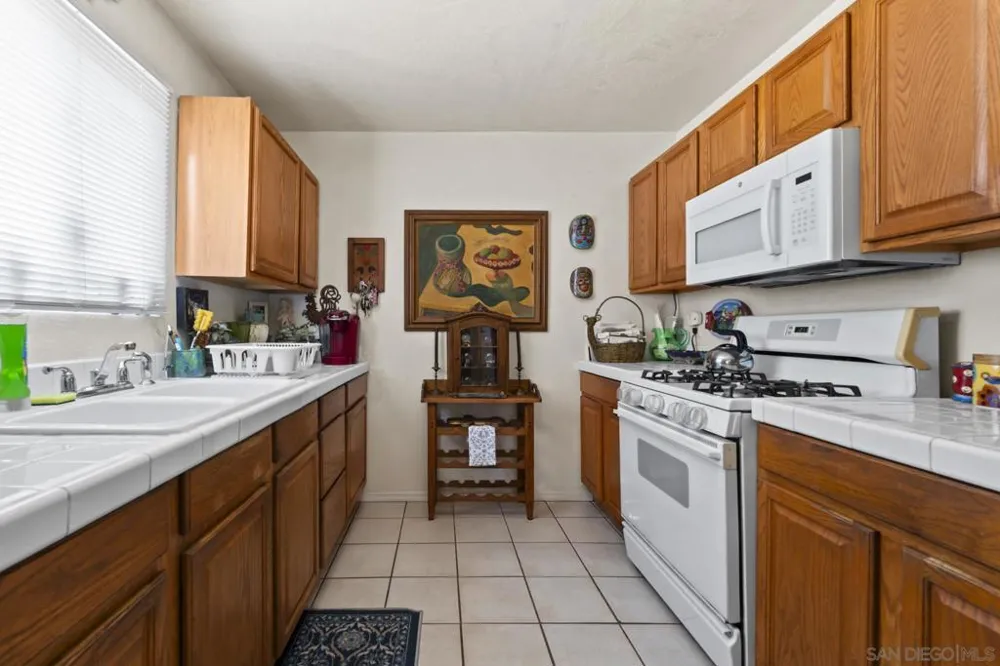 1520 Tarleton St Spring Valley, CA 91977