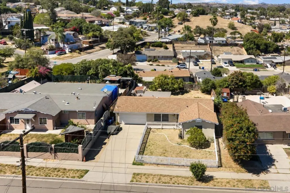 1520 Tarleton St Spring Valley, CA 91977
