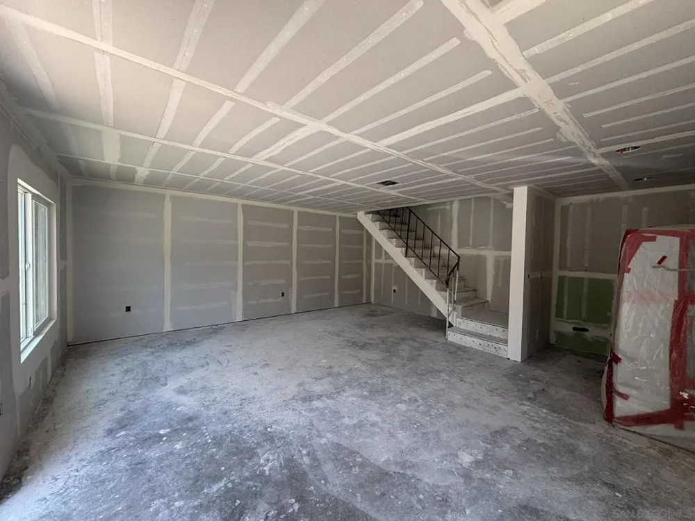 10443 Caminito Rimini San Diego, CA 92129