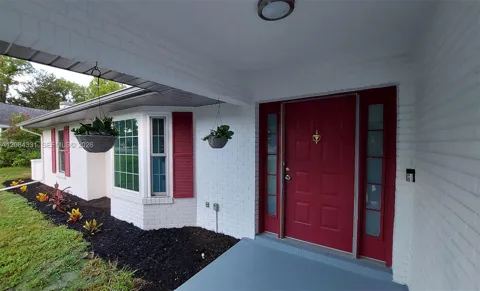 12 Linder Cir