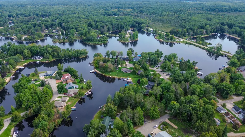 203 Atwood Drive Prudenville, MI 48651