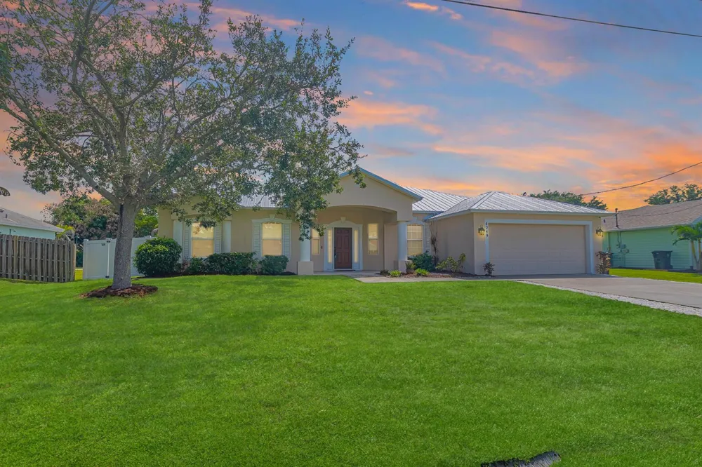 4249 SW Kazan Street Port St. Lucie, FL 34953