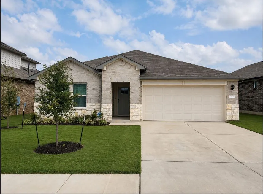 136 Medinah Lane San Marcos, TX 78666