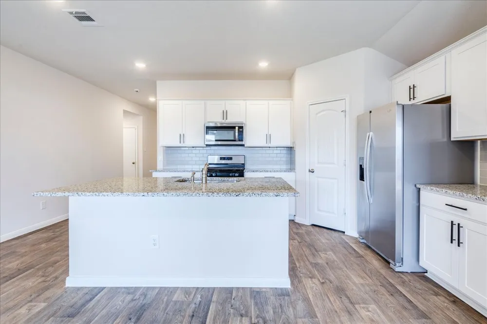 136 Medinah Lane San Marcos, TX 78666