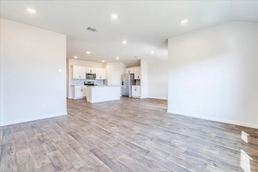 136 Medinah Lane San Marcos, TX 78666
