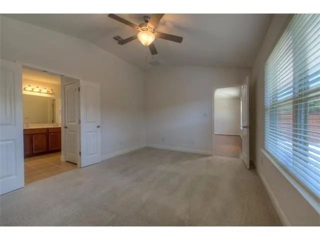 10721 Dinah Drive Austin, TX 78748