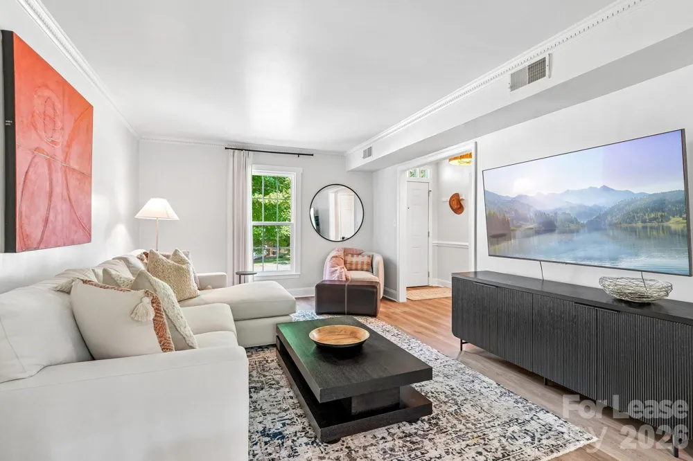 2947 Heathgate Road Charlotte, NC 28226