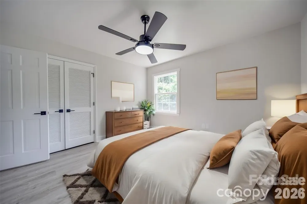 2947 Heathgate Road Charlotte, NC 28226
