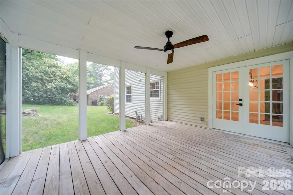 2947 Heathgate Road Charlotte, NC 28226