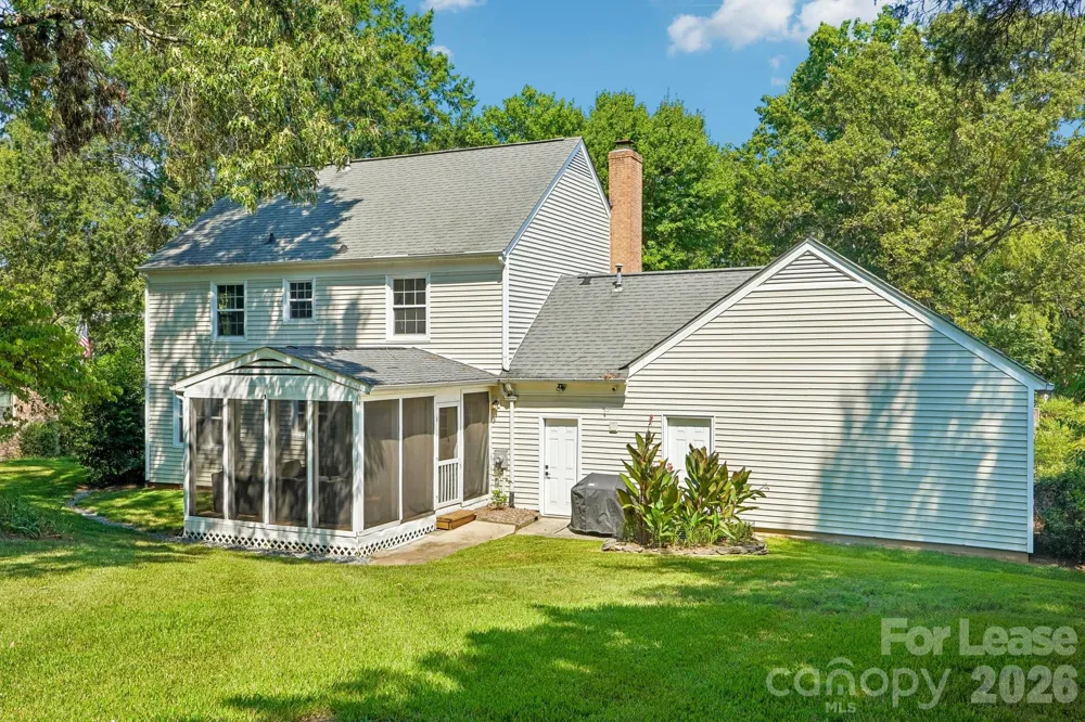 2947 Heathgate Road Charlotte, NC 28226