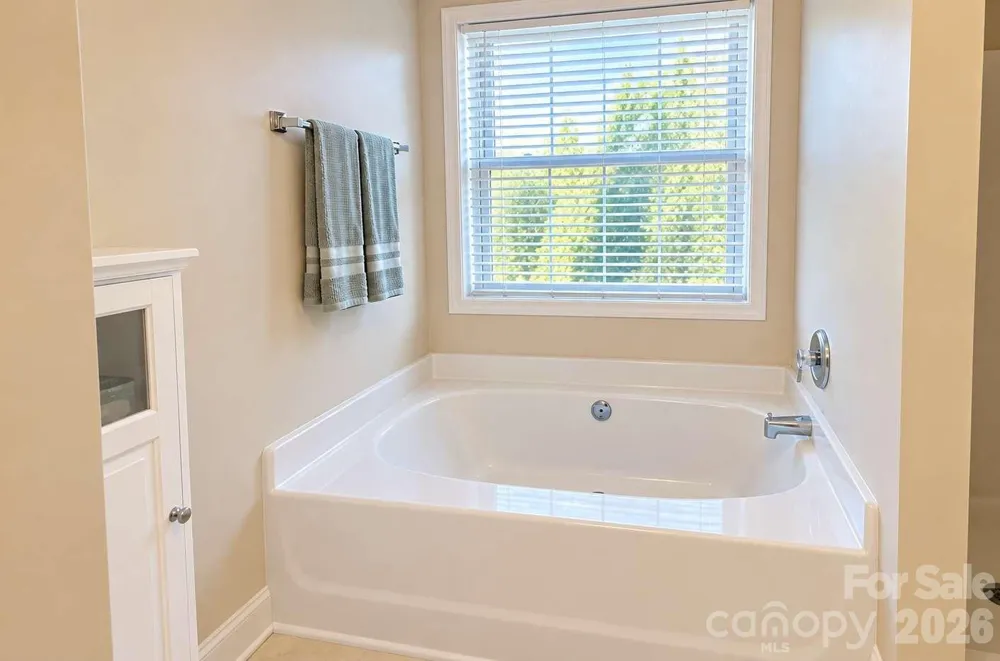 2002 Hemby Commons Parkway Indian Trail, NC 28079