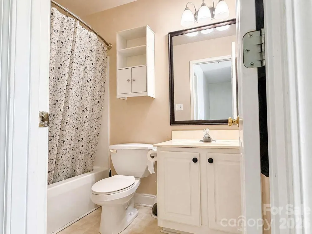 2002 Hemby Commons Parkway Indian Trail, NC 28079