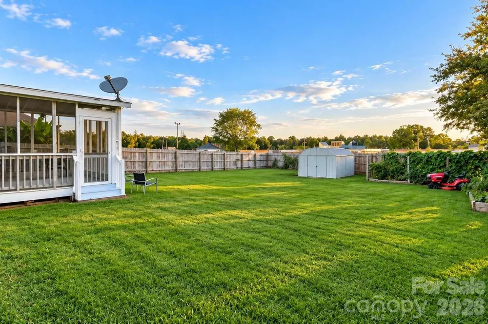 2002 Hemby Commons Parkway Indian Trail, NC 28079
