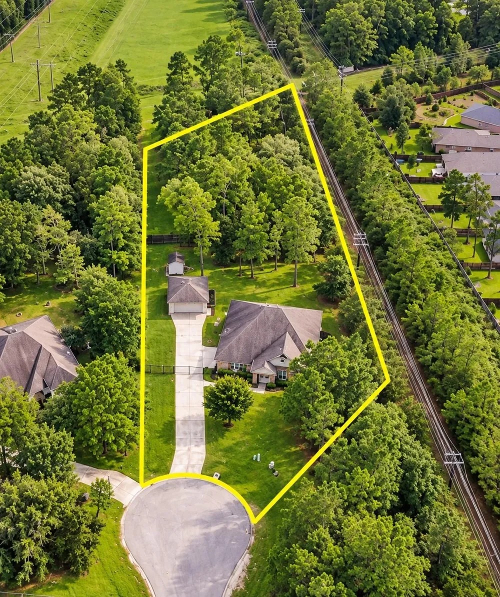 8996 Wind Jammer Lane Montgomery, TX 77316
