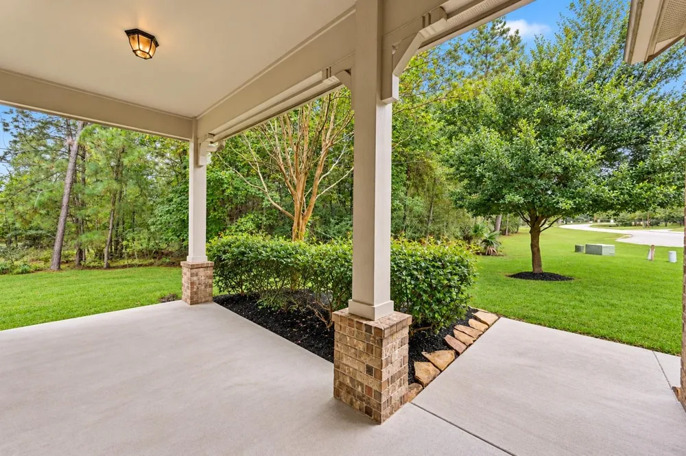 8996 Wind Jammer Lane Montgomery, TX 77316