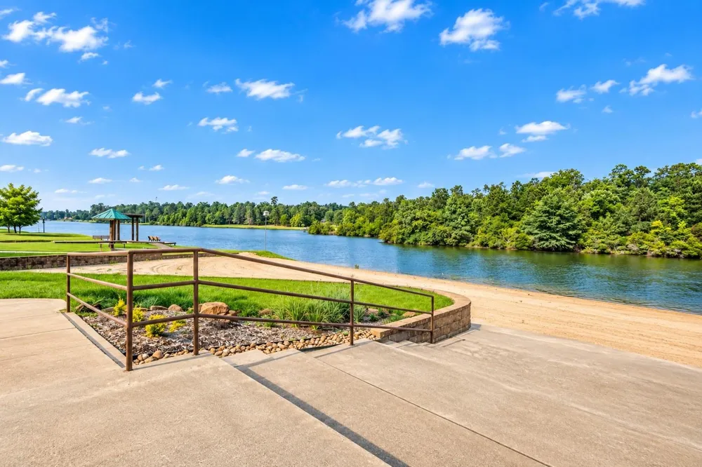 8996 Wind Jammer Lane Montgomery, TX 77316
