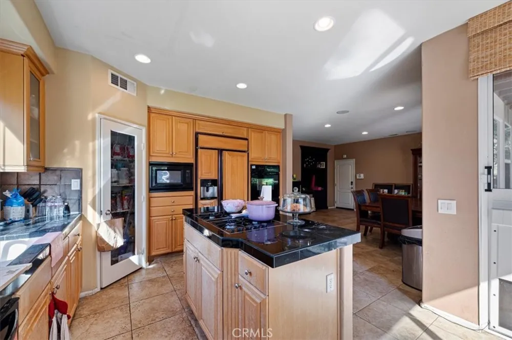 1842 Richards Place Upland, CA 91784