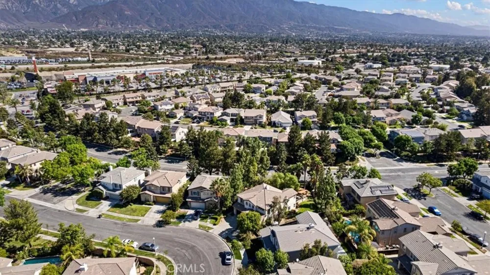1842 Richards Place Upland, CA 91784