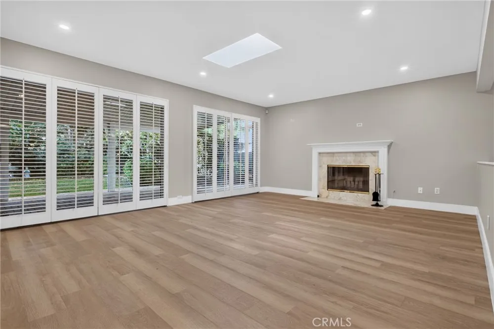 16802 Germain Los Angeles, CA 91344