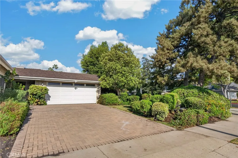 16802 Germain Los Angeles, CA 91344