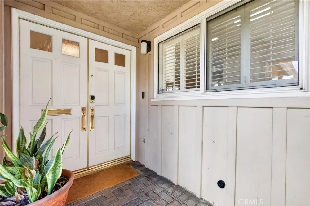 16802 Germain Los Angeles, CA 91344
